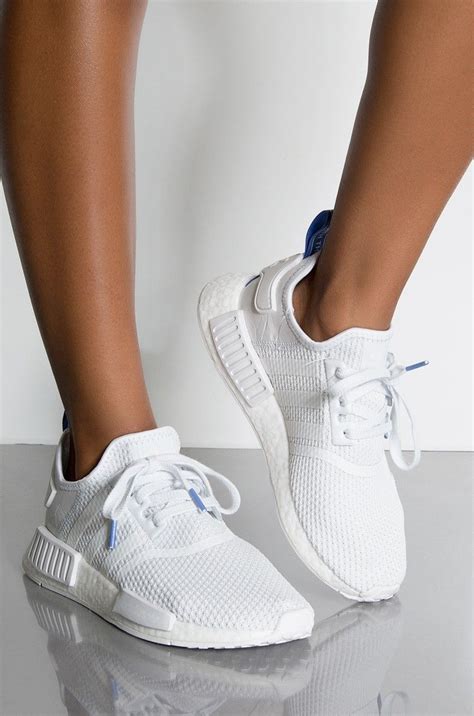 adidas sneakers wit dames|all white adidas nmd women.